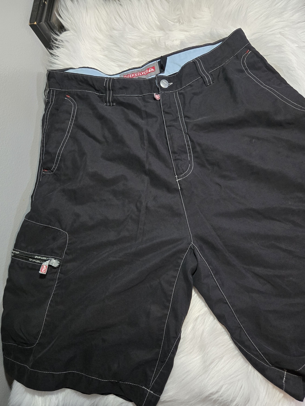 Quiksilver Men’s Black Cargo Shorts with Contrast Stitching